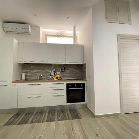 Casa Carlotta - House *